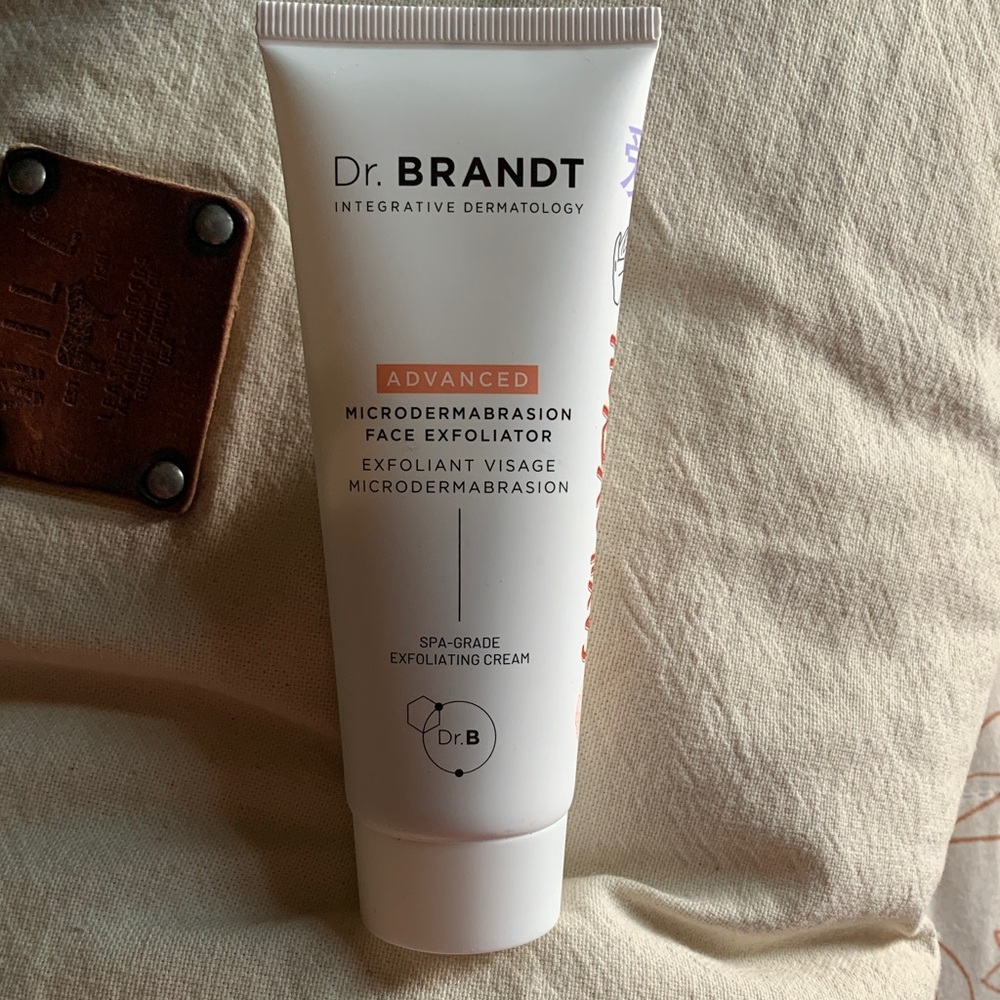 Dr. Brandt Microdermabrasion Exfoliator - White and Black